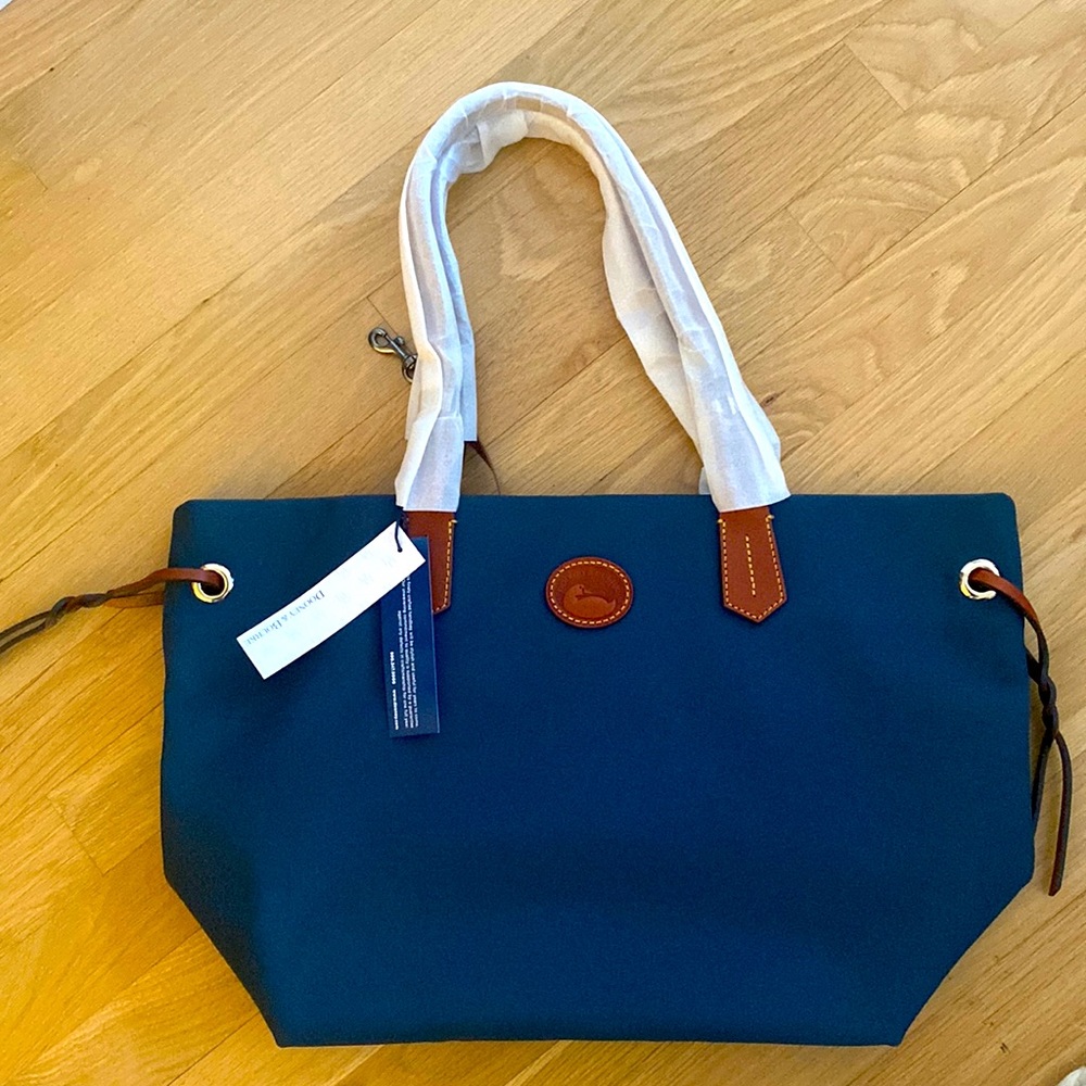 NWT Dooney & Bourke Navy Blue Nylon Shopper